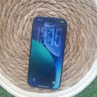 iPhone 16 Pro 128GB Negro