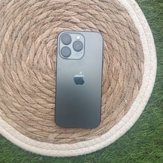 iPhone 16 Pro 128GB Negro