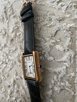 Reloj Cartier Dorado 35mm