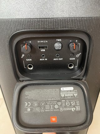 Altavoz JBL PartyBox 110