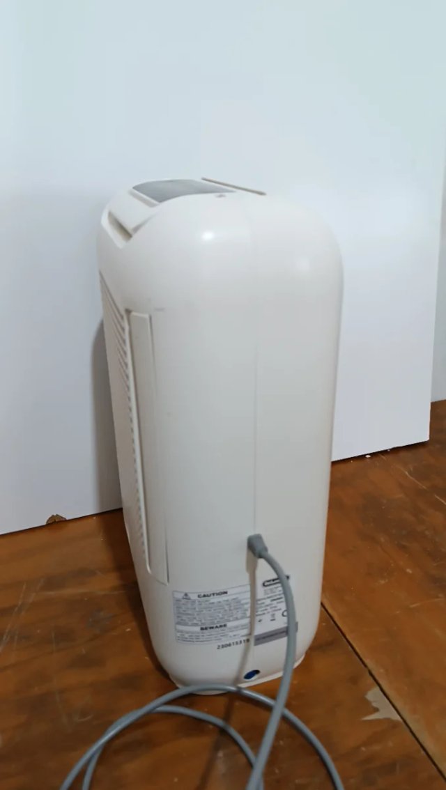 Deumidificatore DeLonghi AriaDry Light W5J5196