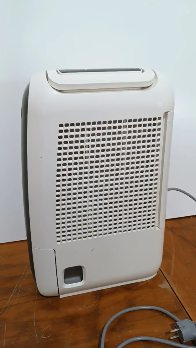 Deumidificatore DeLonghi AriaDry Light W5J5196