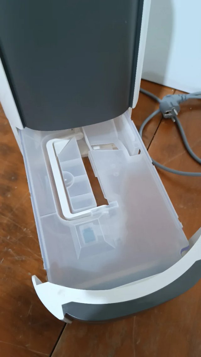 Deumidificatore DeLonghi AriaDry Light W5J5196