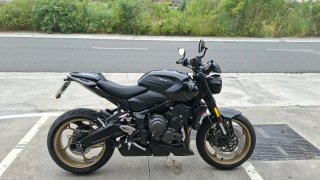 Triumph Trident 800