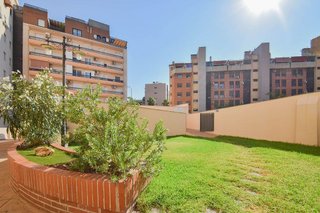 Piso en venta en Cerrillo de Maracena - Periodistas en Granada