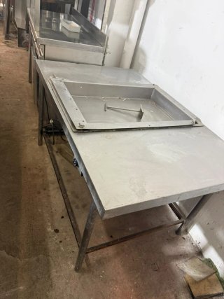 Mesa de acero inoxidable industrial