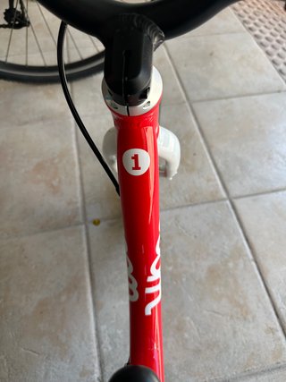 Bicicleta de aprendizaje Woom 1 (12 pulgadas)