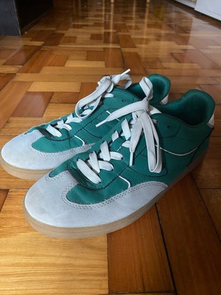 Zapatillas Stradivarius verdes
