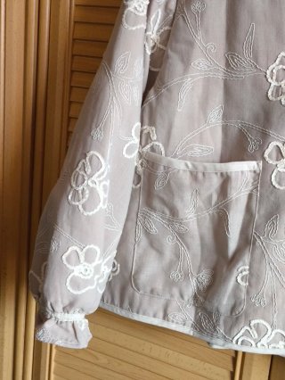 Chaqueta M&S Mode beige bordada talla 54