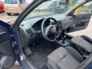 Volkswagen Golf 2001