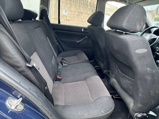 Volkswagen Golf 2001