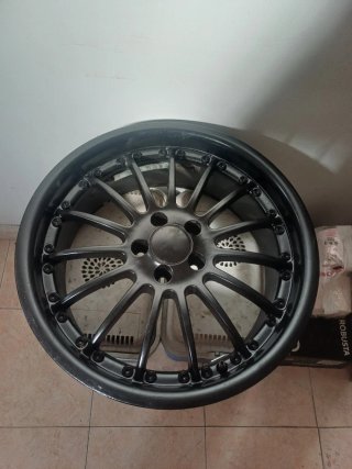 Llanta 17 5x100 Negra