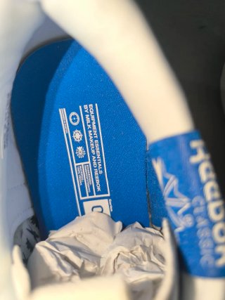 Zapatillas Reebok x Milk Makeup Club C 85 T.43