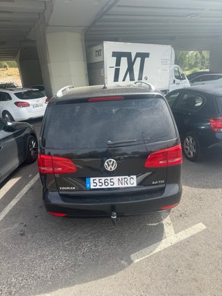 Volkswagen Touran 2011