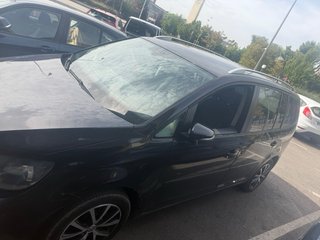 Volkswagen Touran 2011