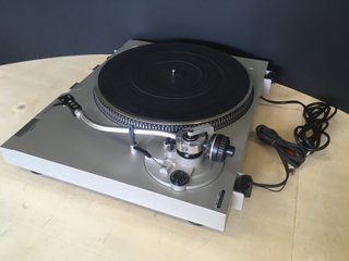 Tocadiscos Technics SL-D3