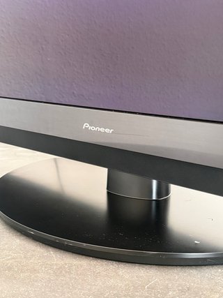 TV Pioneer KRL-37V