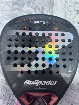 Pala Bullpadel Vertex 04 2025 + Paletero Head de r