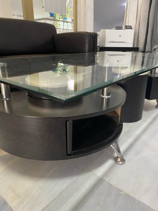 Mesa de centro moderna cristal y madera