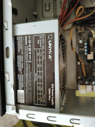 Ordenador Sobremesa Monitor Teclado y Ratón