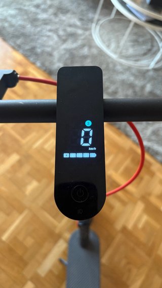 Patinete Eléctrico Xiaomi Mi Electric Scooter 5