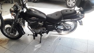 Suzuki Marauder 250cc Negra