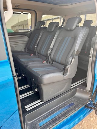 Ford Tourneo Custom 2025