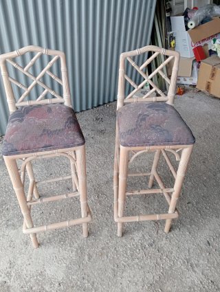 2 Taburetes Chippendale de Madera