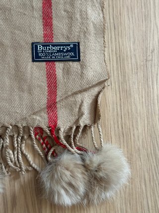 Burberry Check Scarf | Timeless Luxury & Iconic De