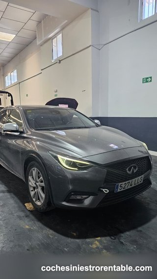Infiniti Q30 2016 · 170 CV Automatico · No arranca