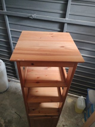 Armario de madera para baño