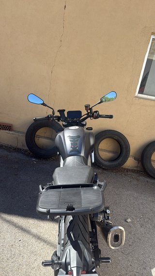 VOGE 525AC Moto Naked Negra/Plateada