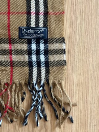 Burberry Check Scarf | Timeless Luxury & Iconic De