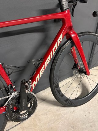 Bicicleta Mérida Scultura 4000 Ruedas 50mm