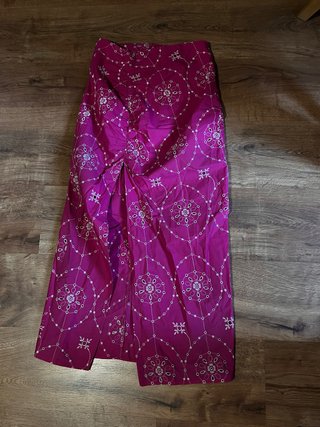 Falda Zara Talla XS Rosa Bordada