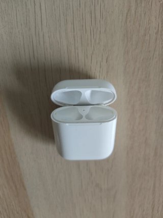 Caja de Carga AirPods 1
