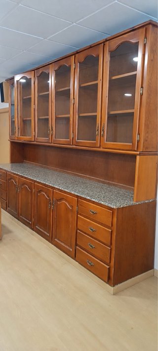 Mueble Rústico de Madera Maciza