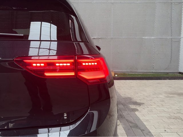 Volkswagen Golf 8 R