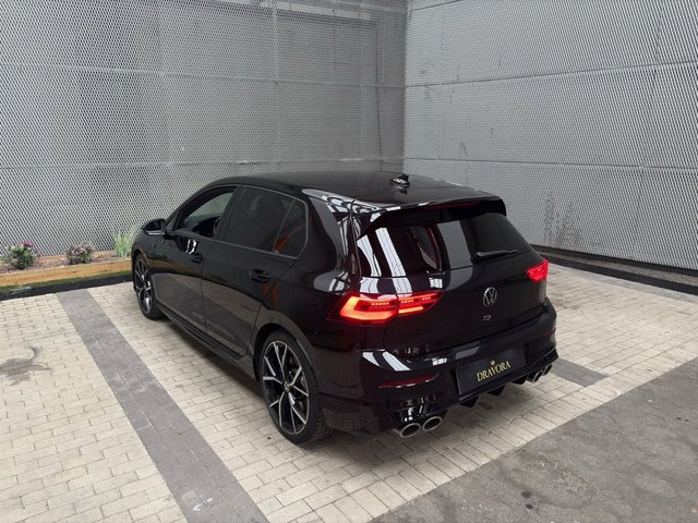 Volkswagen Golf 8 R