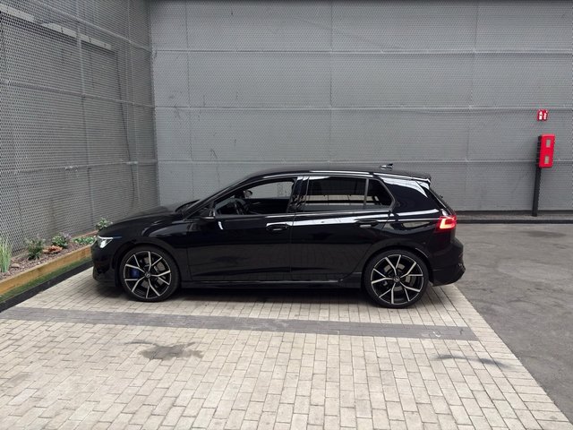 Volkswagen Golf 8 R