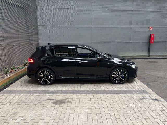 Volkswagen Golf 8 R