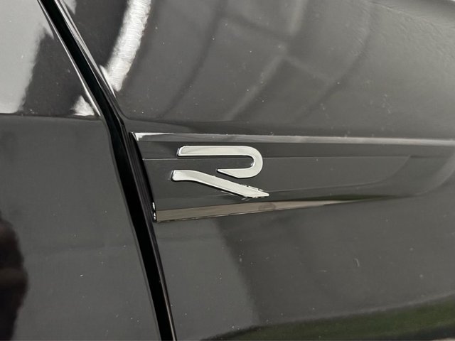 Volkswagen Golf 8 R