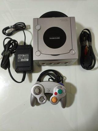 Nintendo GameCube Mario Kart Pak Platinum