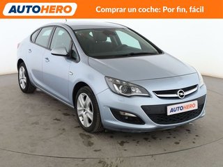 Opel Astra 1.4 Turbo Selective