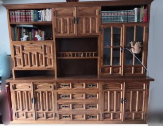 Mueble de salón de madera