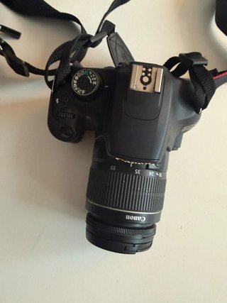 Cámara Canon EOS 1200D con Accesorios