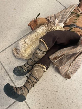 Statua Dormiente con Pecora