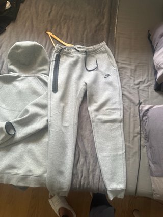 Chándal Nike Tech Fleece Gris