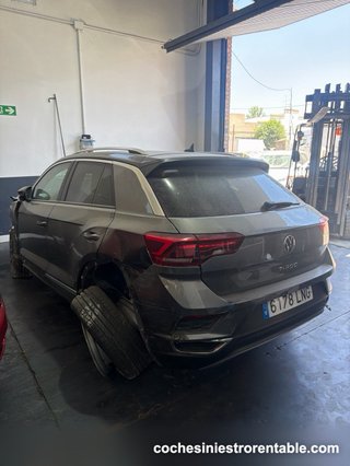 VW T-Roc 2021 · 120.000 km · Golpe · Chasis OK