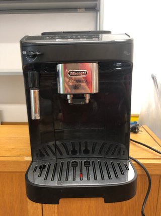 Cafetera Superautomática DeLonghi Magnifica Evo